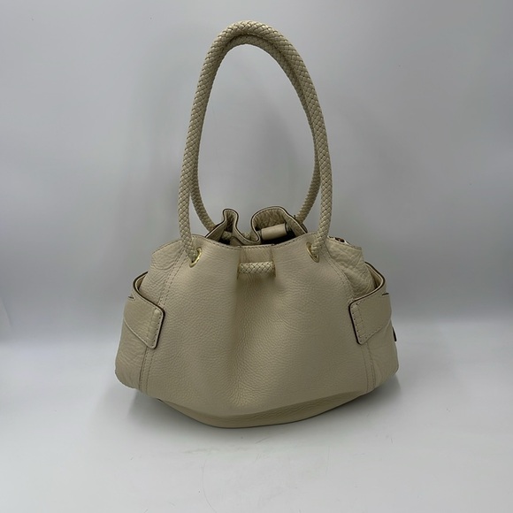 Cole Haan Pebbled Ivory Leather Shoulder Bag Handbag Gold Hardware Drawstring - Picture 6 of 11